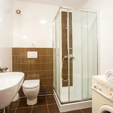 Irena Appartamento Pola